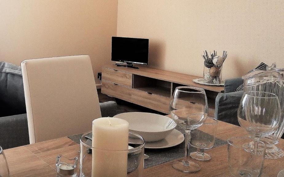 Lovely, Charming And Quiet Apartment In The Centre Air Conditioned And Free Private Garage Como Ngoại thất bức ảnh